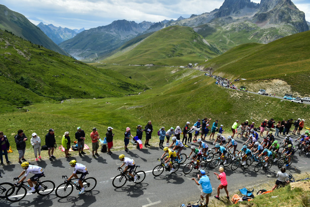 Le Col de la Croix de Fer (2067 m) – Alpes