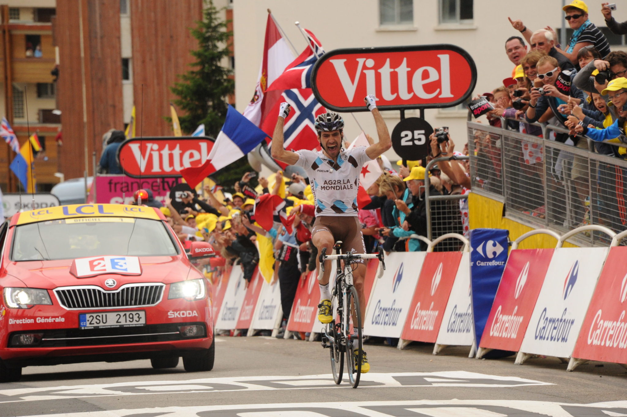Être français, gagner une étape du Tour de France, le 14 juillet, à l’Alpe d’Huez