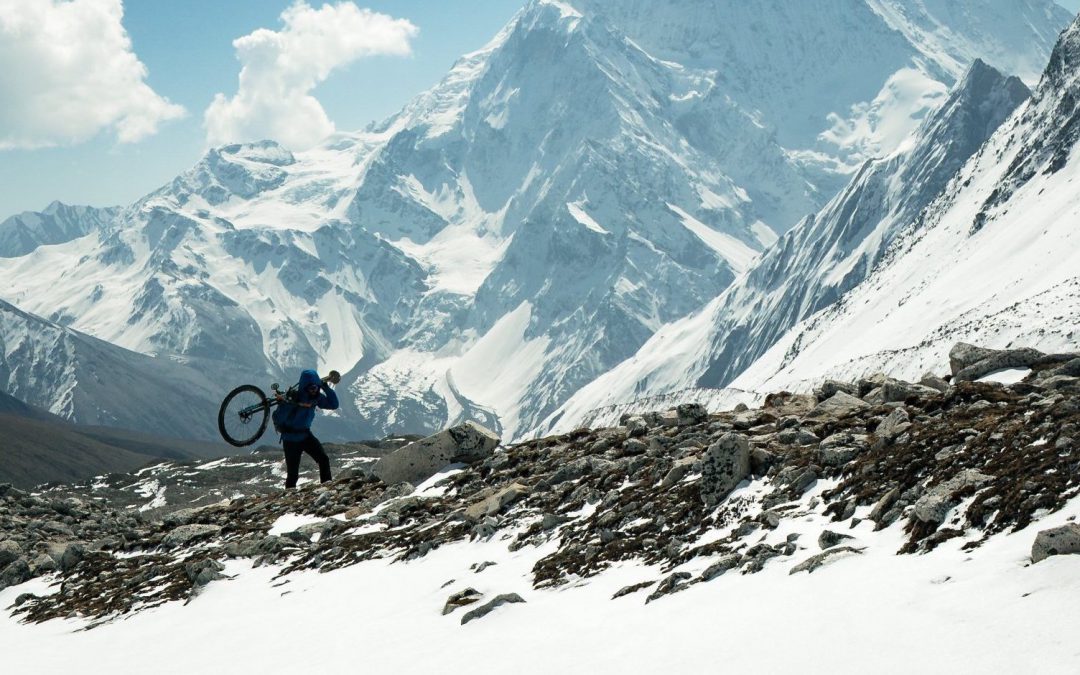 Rêves d’Himalaya, un défi cycliste perché sur le toit du monde
