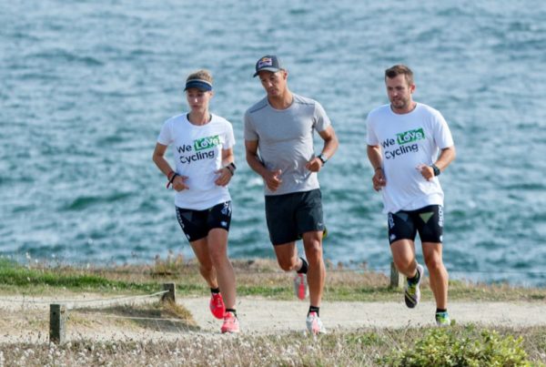 Vincent Luis et la Team SKODA en course a pied