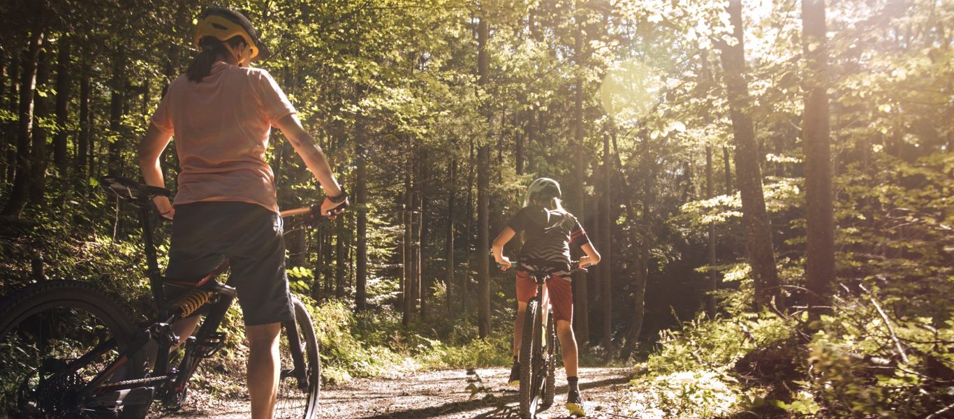 10 idées pour pratiquer le vélo en famille cet été