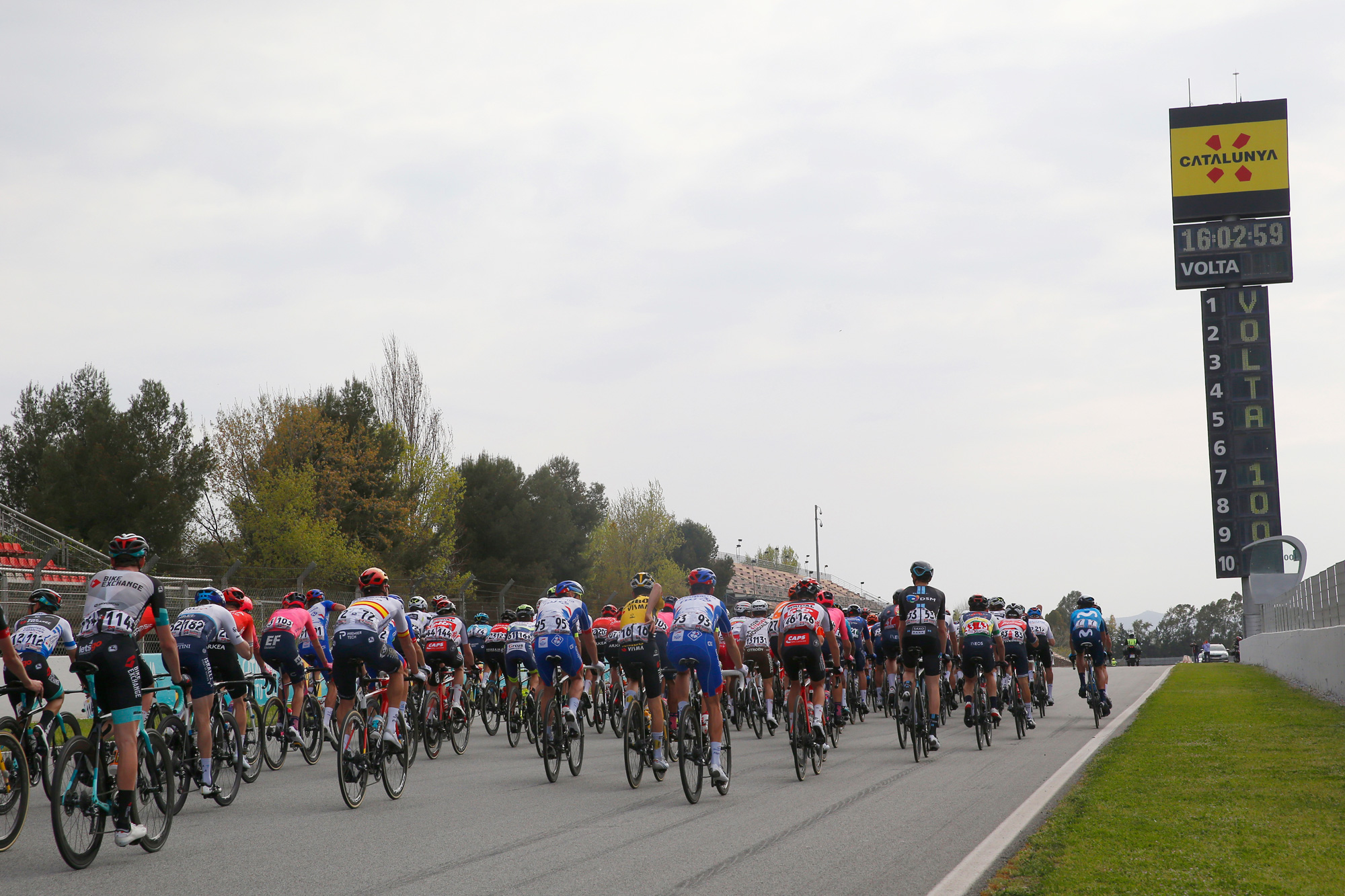 Cyclistes sur le circuit de Barcelone