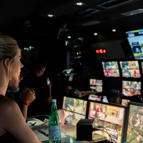 Marion Rousse en régie