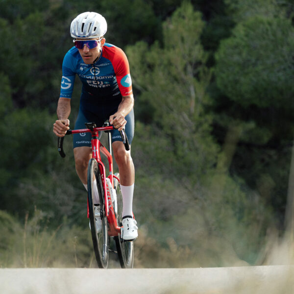 Maxime Decomble sera un néo-pro à suivre en 2026